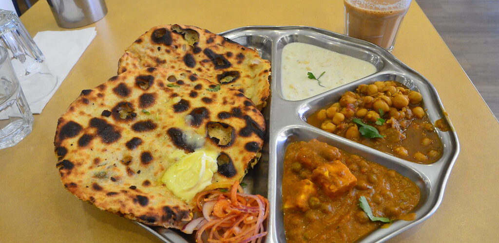 The Most Popular Amritsari Kulcha Shops for a Hearty Meal